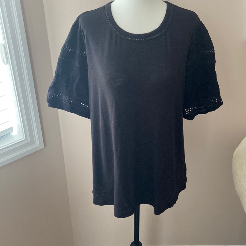 Maurice's L Black Tee